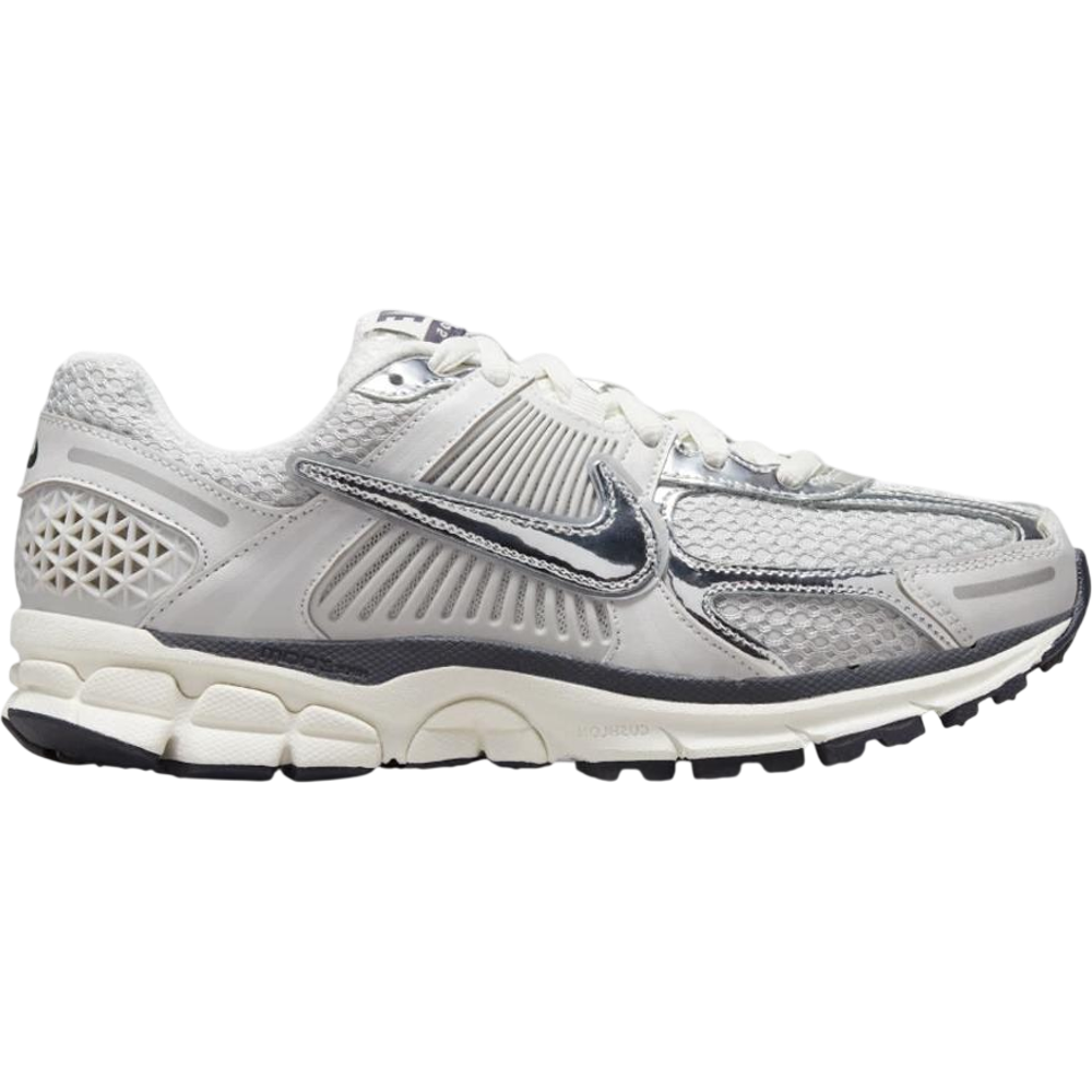 Nike Zoom Vomero 5 Photon Dust Metallic Silver (Women's) - FD0884-025 - Acquista su Shoes Clothing Store