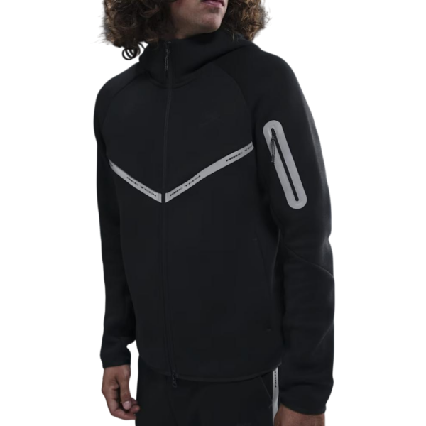 NIKE Tech Fleece Full-Zip Windrunner Black White Reflective NIKE Tech Fleece Full-Zip Windrunner Black White Reflective - IM6537-010 - Acquista su Shoes Clothing Store