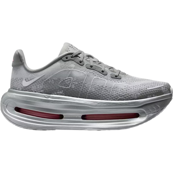 Nike Vomero Premium QS Fleur De-Lis Geyser Grey (Women's) Nike Vomero Premium QS Fleur De-Lis Geyser Grey (Women's) - IQ0028-001 - Acquista su Shoes Clothing Store