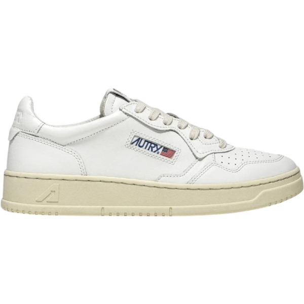 Autry Medalist Leather Low White (Women's) Autry Medalist Leather Low White (Women's) - AULW LL15 - Acquista su Shoes Clothing Store