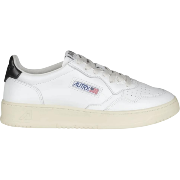 Autry Medalist Leather Low White Black Tab (Women's) - AULW LL22 - Acquista su Shoes Clothing Store