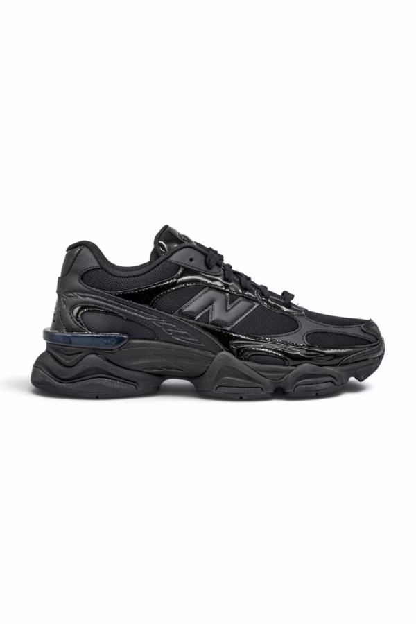 New Balance 9060R Triple Black