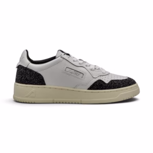 Autry Medalist Low Leather White / Stars Off Black (Women's)